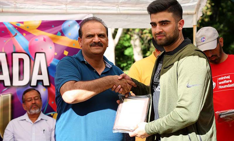 Canada: Eid celebrated with religious fervor