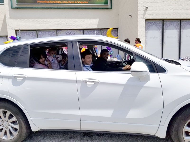 MMCC and MQI Canada hold Eid-ul-Fitr Drive-Thru Lunch